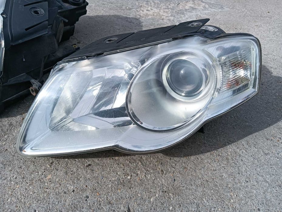 Faruri Passat B6
