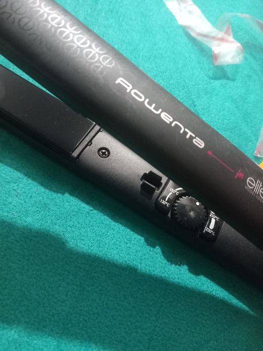 Placă de păr Rowenta