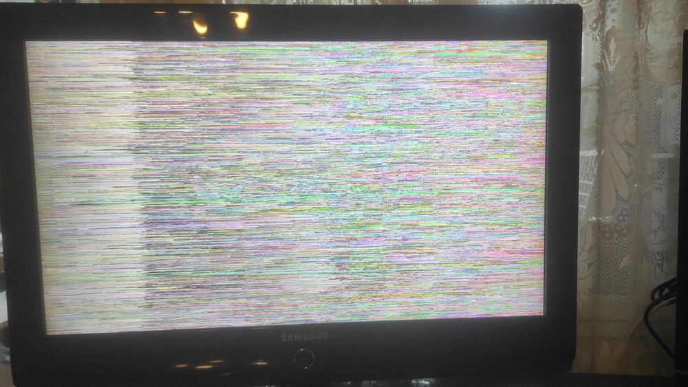 Vand tv Samsung diag 80 cm defect