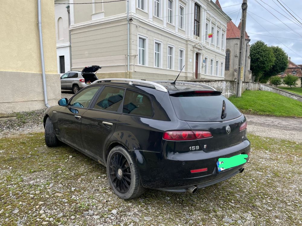 Dezmembrez alfa romeo 159 2.4 210cp