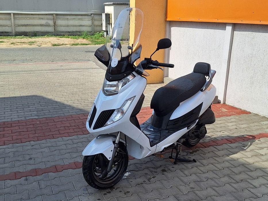 Scuter Kymco Dink 125