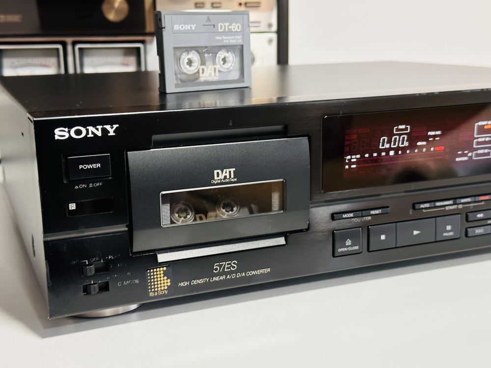 DAT SONY DTC-57ES,gama Esprit,Japan,optical In/Out,coaxial,digital !