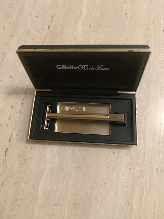 Aparat ras Gillette GII anii 1960 cutie obiect de colectie