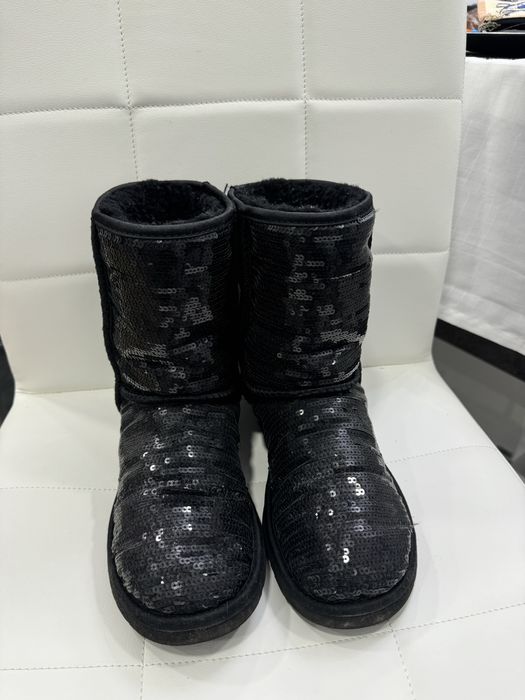 Ugg cizme paiete