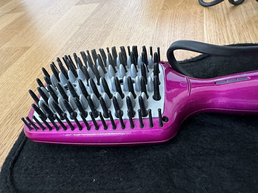 Perie electrica indreptat parul BaByliss Liss Brush 3D
