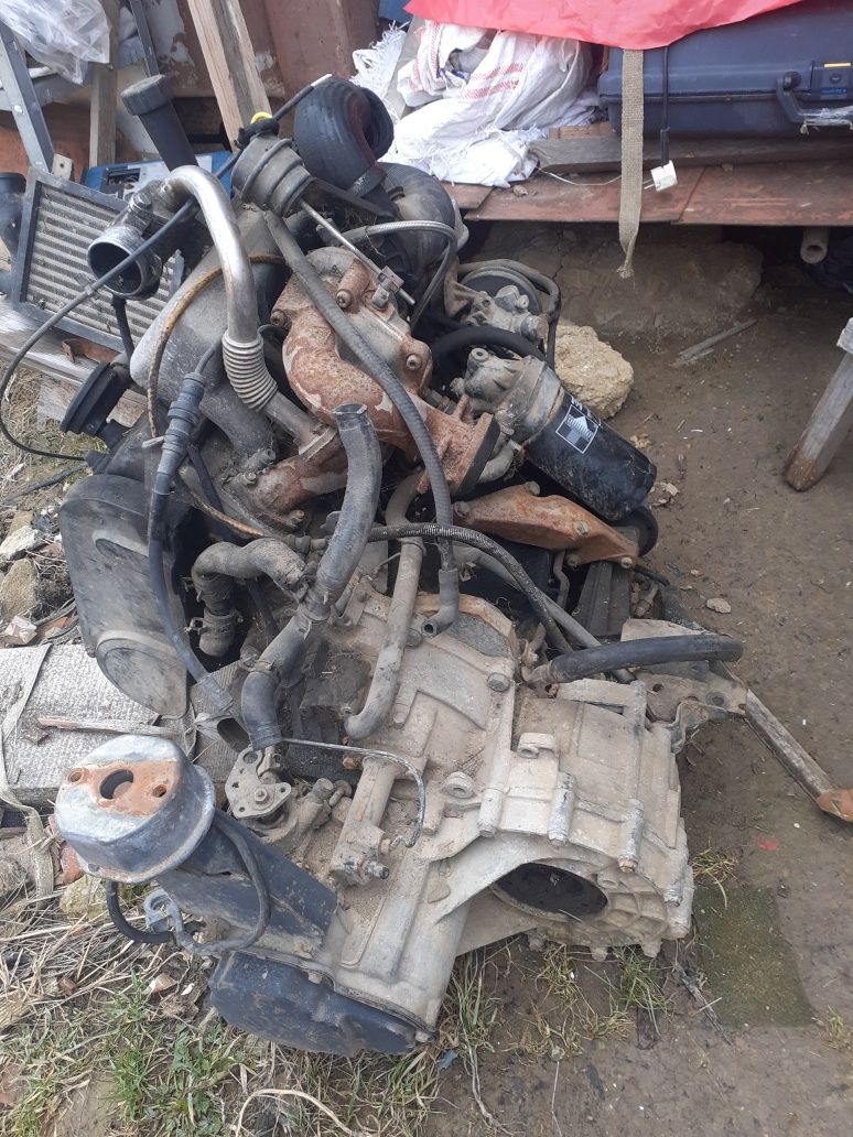 Motor T4 ,capacitate cilindrică 2,5 clasic