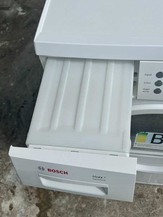 Сушилня Bosch WTE86304| 7 kg | кондензна