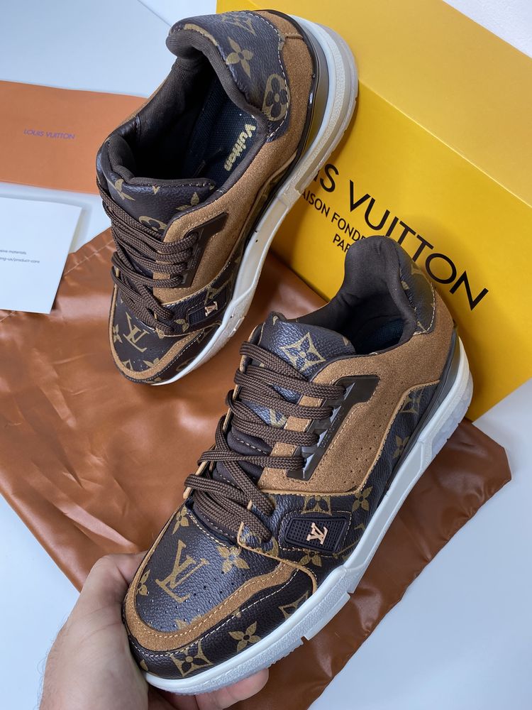 Adidasi Louis Vuitton Model Nou