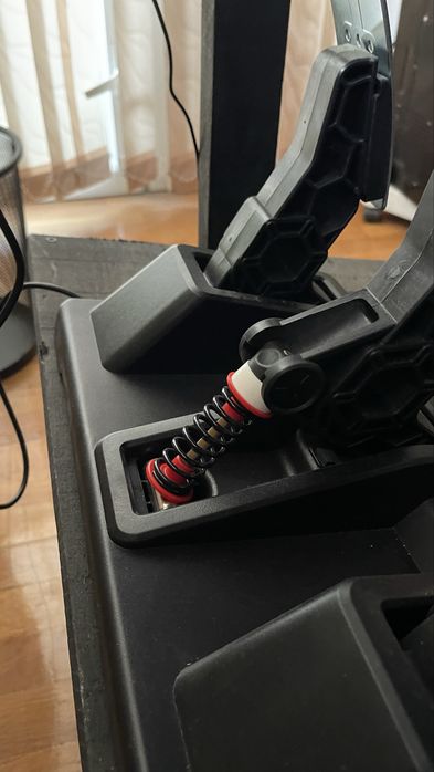 Thrustmaster T248-PS със стойка и седалка