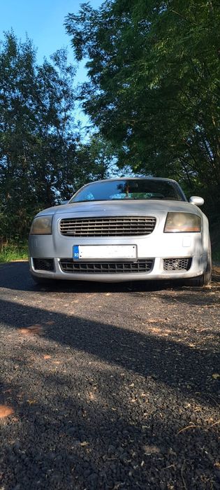 Vând Audi TT Quattro