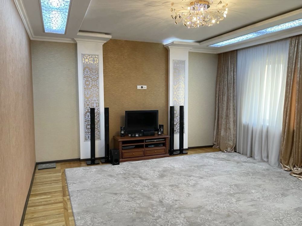 Сдам квартиру Новза метро 5/3/5