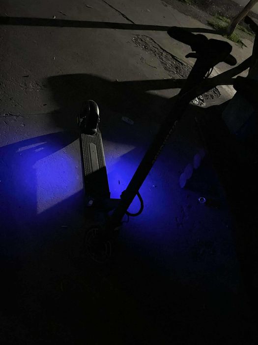 Am o tritineta electrica dac va intere articolo