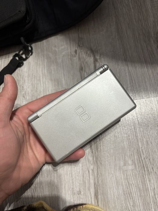Nintendo ds с чантичка