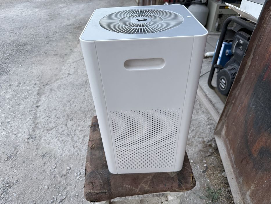 * очиститель воздуха (требуется не большой ремонт)