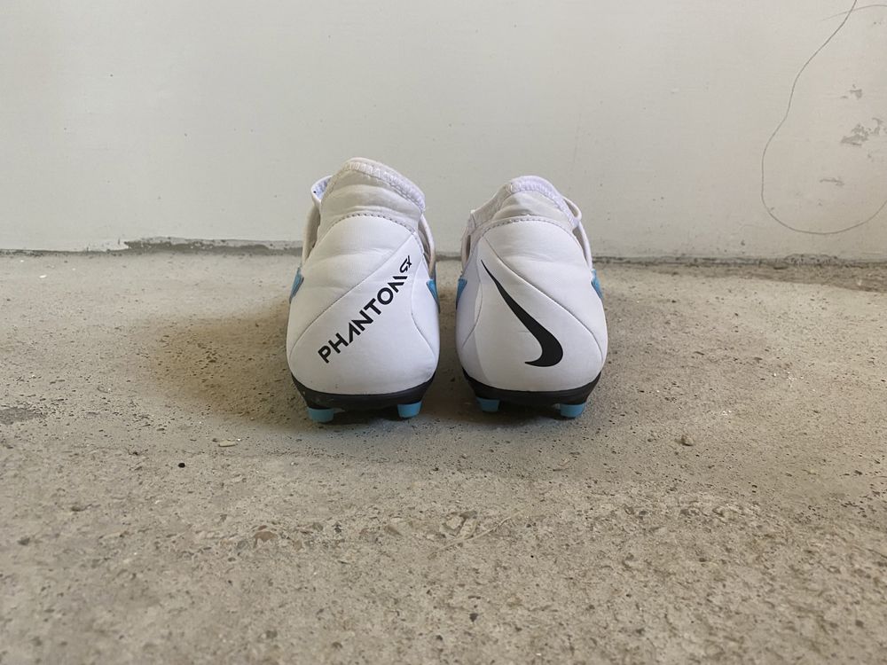 Adidași fotbal Nike phantom gx