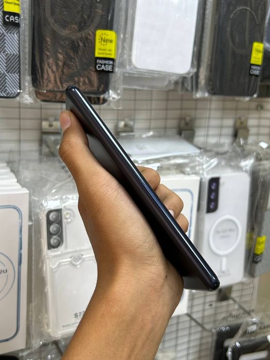 Samsung galaxy s20 Fe 5G 6/128gb holati ideal 10/10
