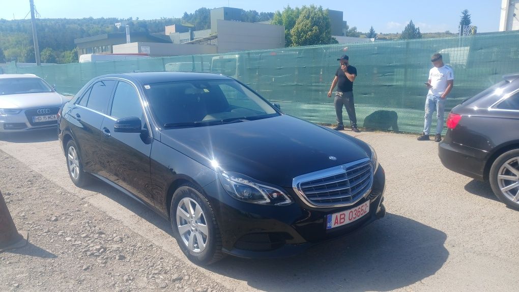 Vând mercedes e clase