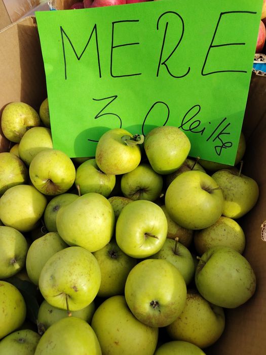 Mere Idared și Golden