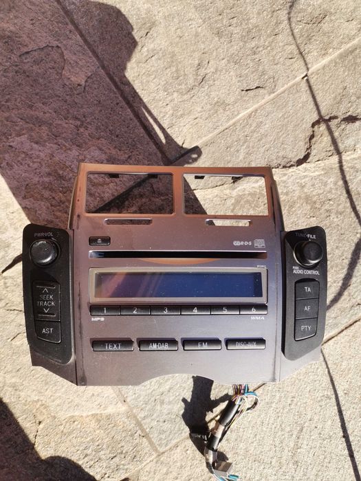 CD радио /музика /MP3  оригинално, за Тойота Ярис 2006--2010 го