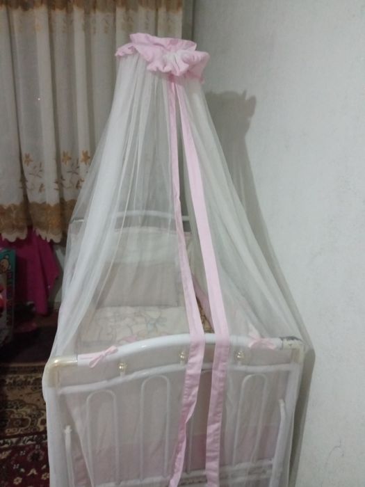 Отдам детскую кроватку трансформер