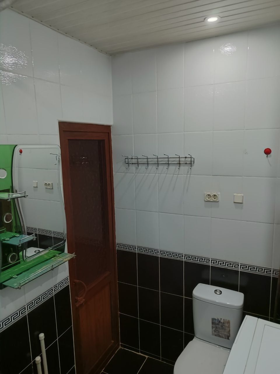 Яккасарой Бошлик 350$     оилага