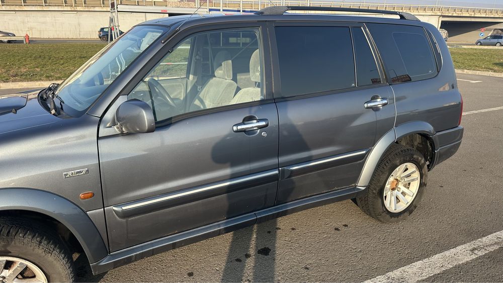 Suzuki Grand Vitara XL7