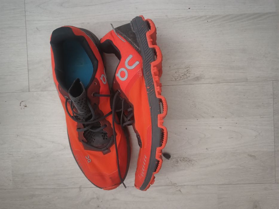 On cloud mărimea 42,5