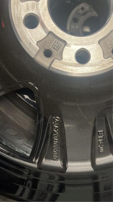 Джанти и гуми за E-class W213 245/45/18