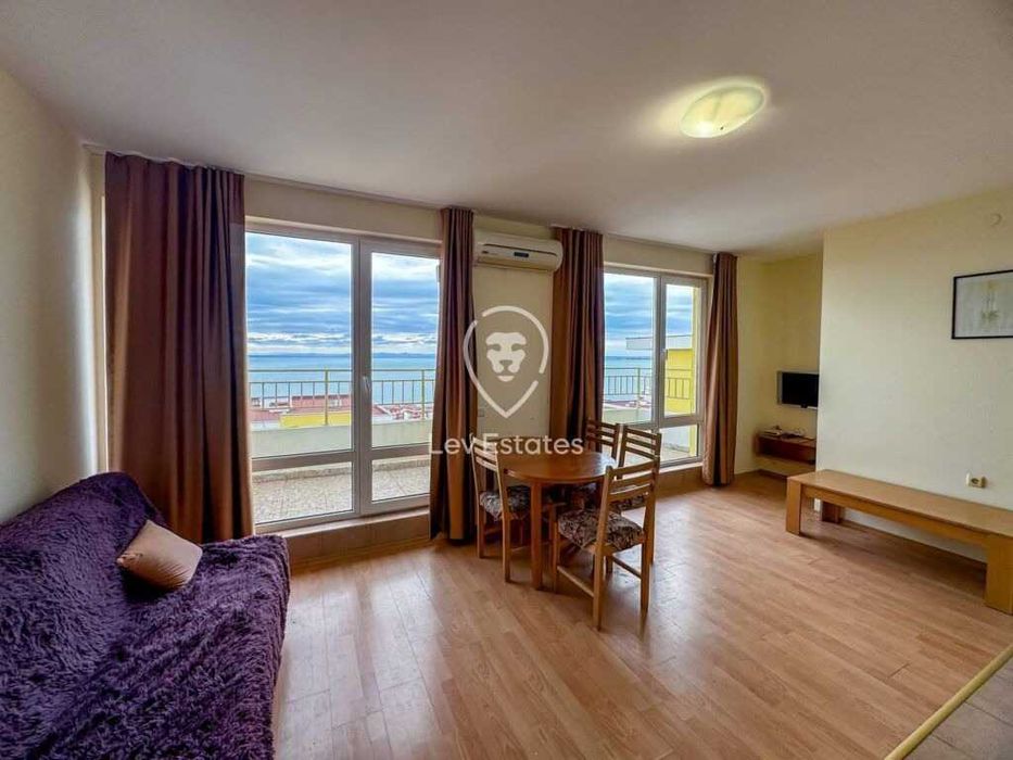 Продава се Тристаен апартамент в Бургас, Сарафово - 100 кв.м за 890 €/кв.м - Снимка #3