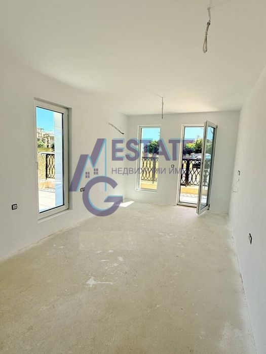 Студио в гр. Созопол на 200 метра от плаж Хармани. Сграда с АКТ 16.