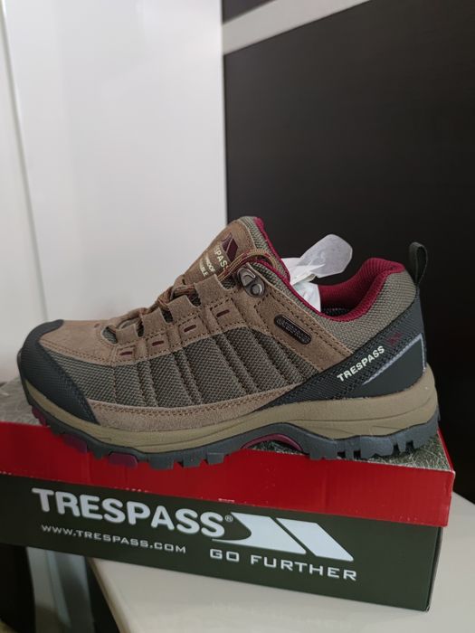 Обувки Trespass 39