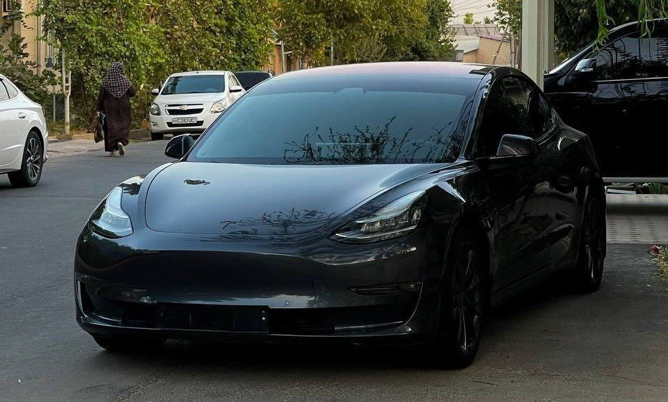 Tesla Model 3 Dual motor long