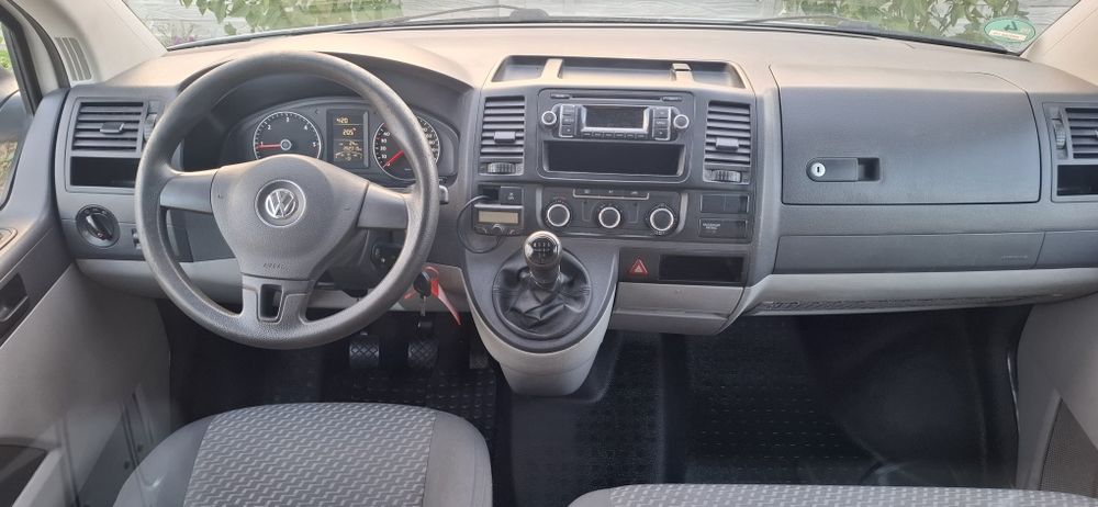 VW T5 Transporter 2013 A/C 2.0 tdi Vivaro Trafic soft close