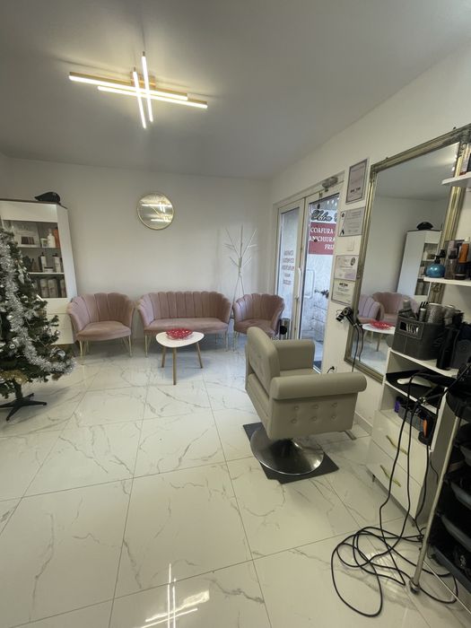 Inchiriez scaun de frizerie, coafor si manichiura