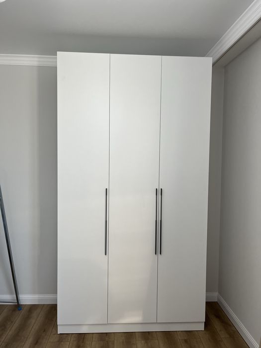 Шкаф большой новый