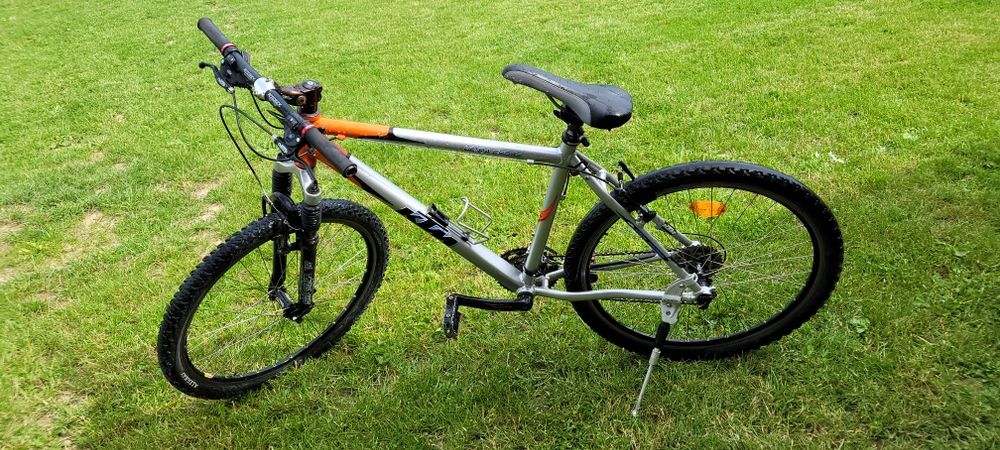 Vând Bicicleta KTM