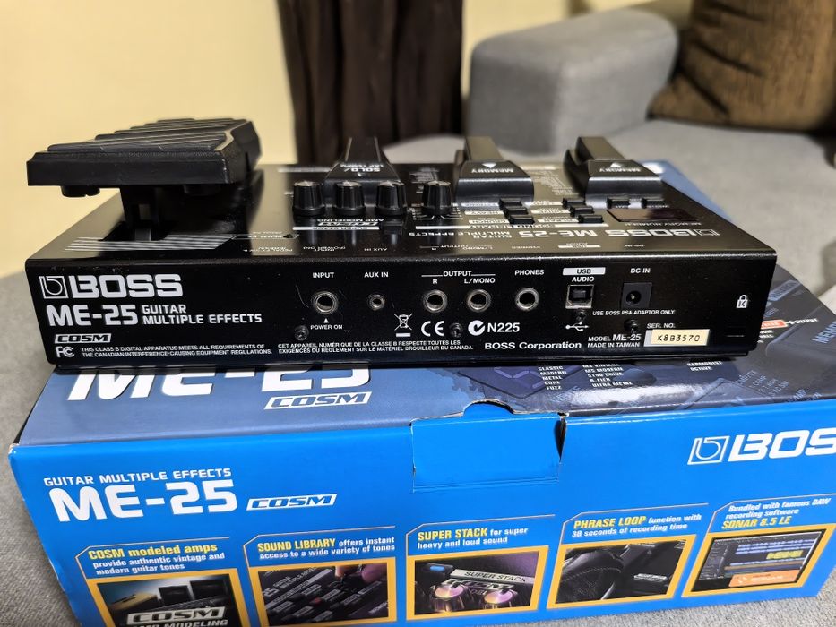 Китарен процесор Boss ME 25