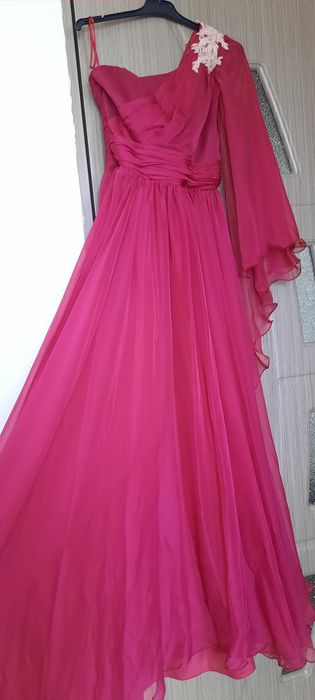 Vand rochie de ocazie - bordo
