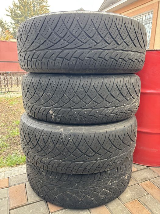 Летнии шины Nitto