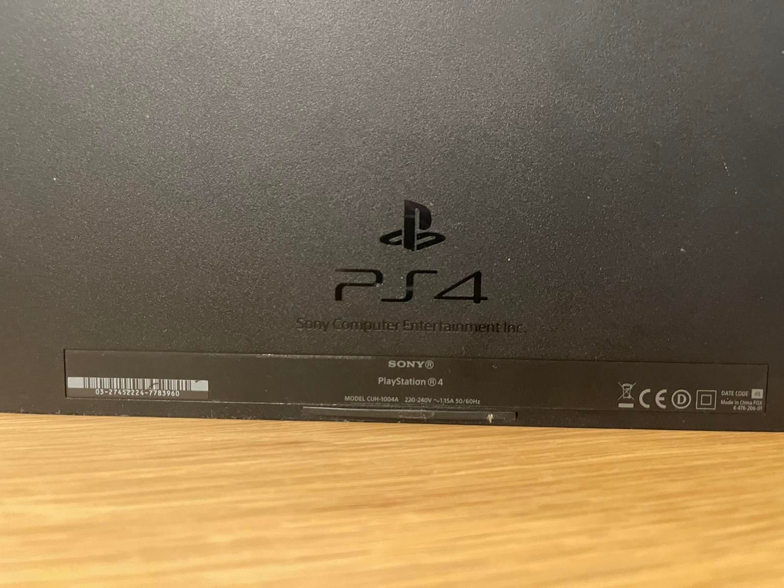 Playstation 4 slim