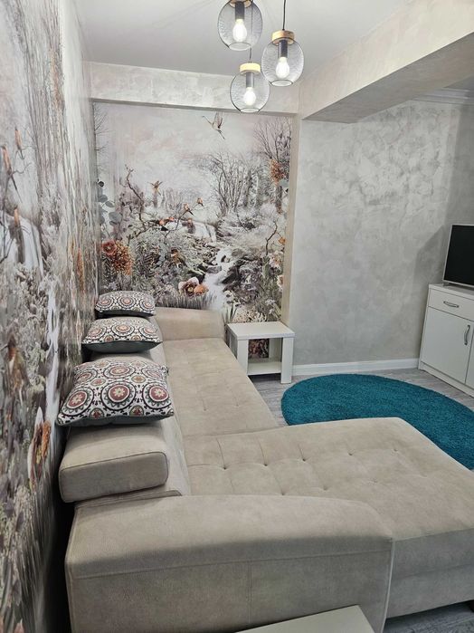 Vand/schimb ap. 2 cam. mobilat, cu parcare subterana in White Titanic