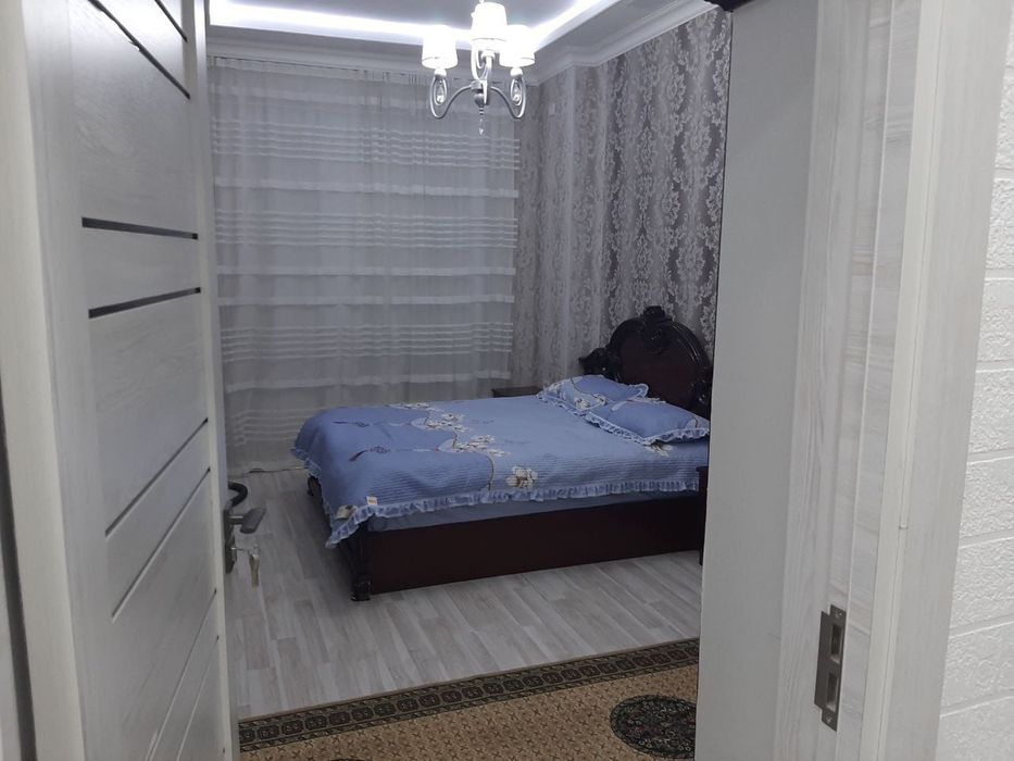 Юнсобод Бодомзор метрога 100м масофада квартира