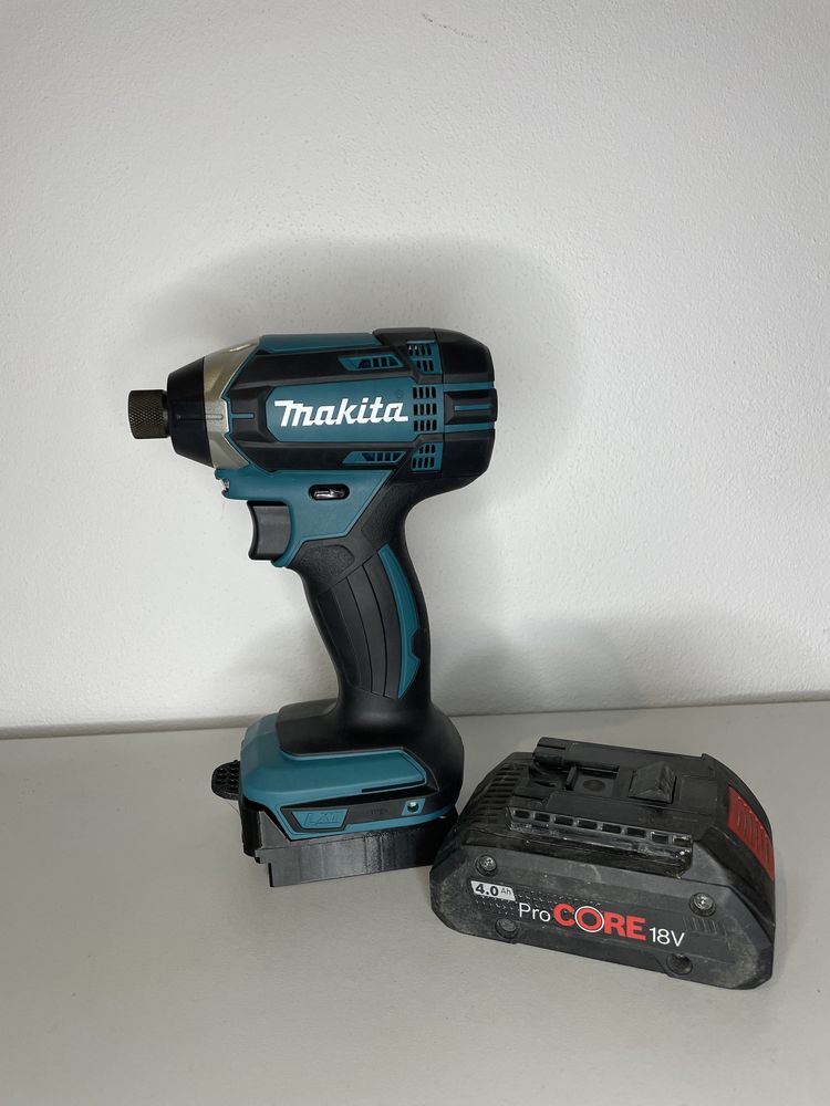 Adaptor baterii Bosch Professional la scule Makita LXT 18v