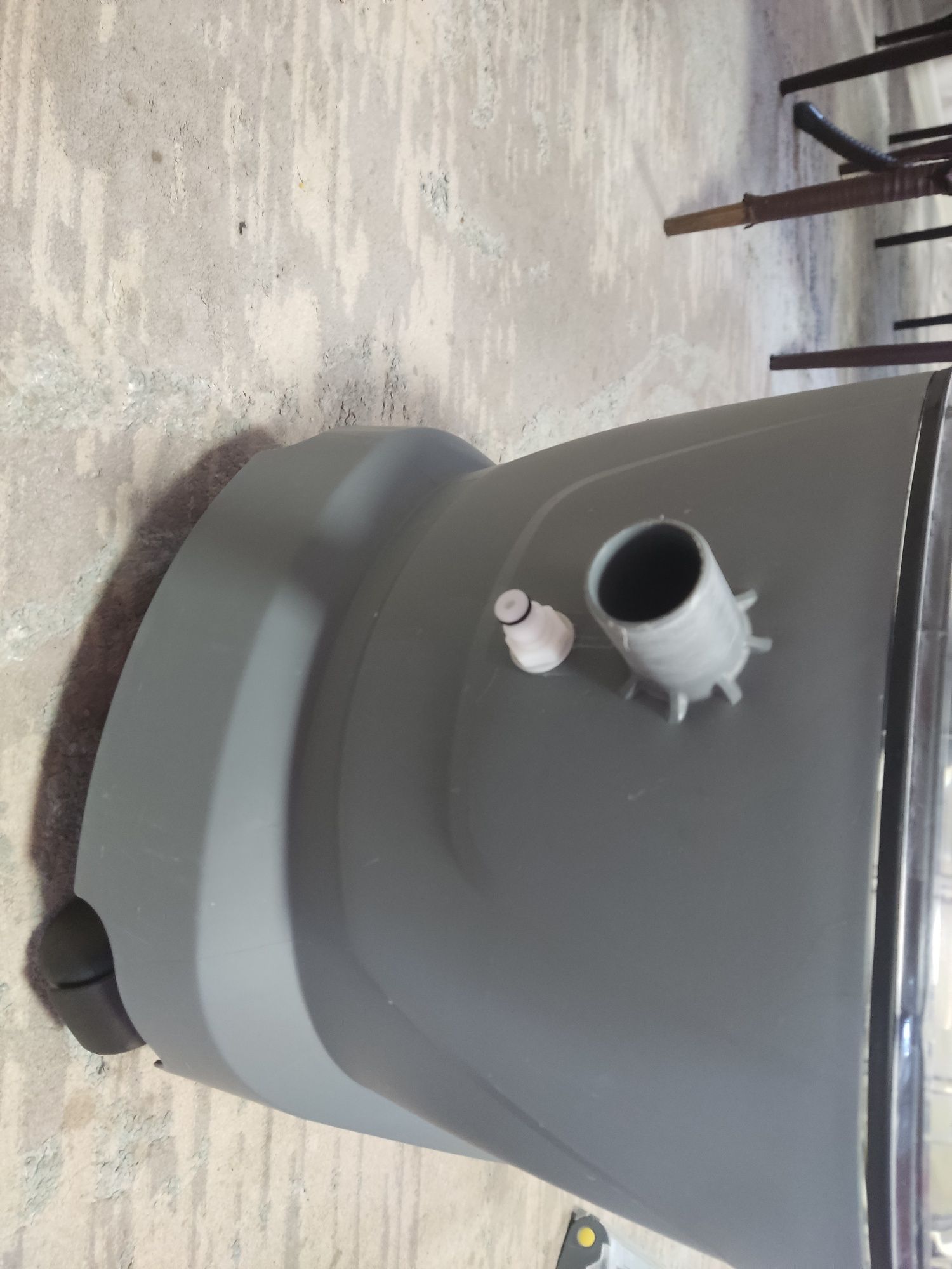 Продам моющий пылесос для химчистки KARCHER