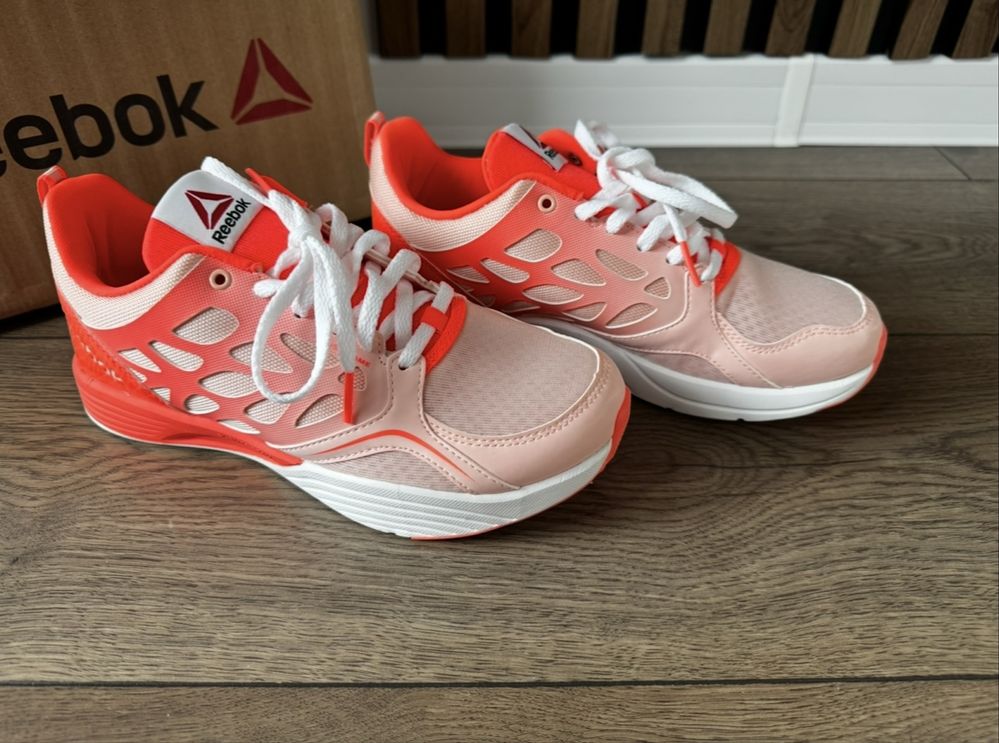 Дамски маратонки Reebok