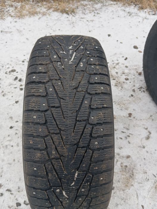 Зимняя резина 265/70/16