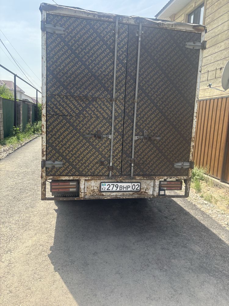 Грузовик донгфенг