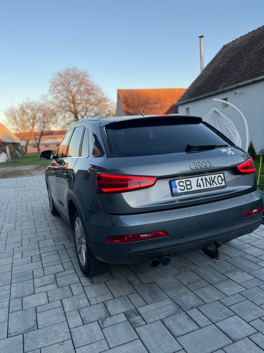 Audi Q 3  manual Full Led nu Q5 A 4 A3 A5