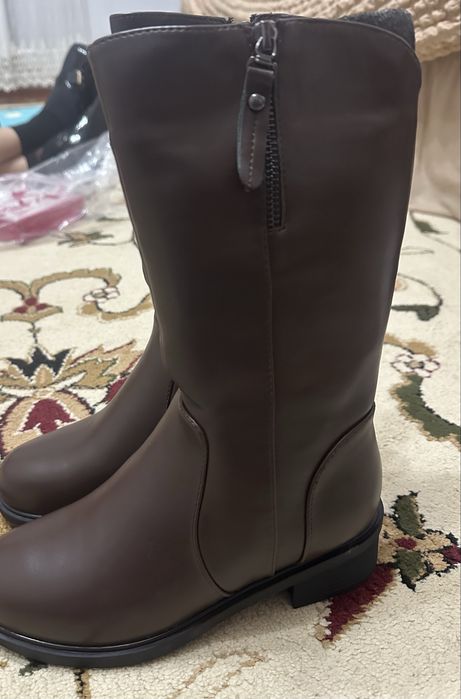 продается новая зимняя обувь