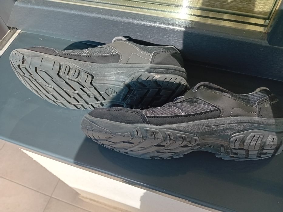 ¥ doua perechi adidași quechua și northbrook marime 43